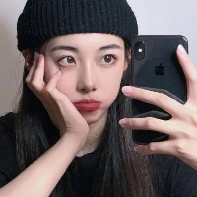 丹特丽安的书架 海报